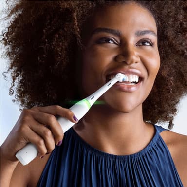 Oral-B iO 5s electric toothbrush 414926 (quite white)