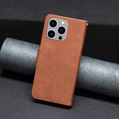 SKALO iPhone 15 Pro Max Flip Cover m. pung i PU-læder - Brun