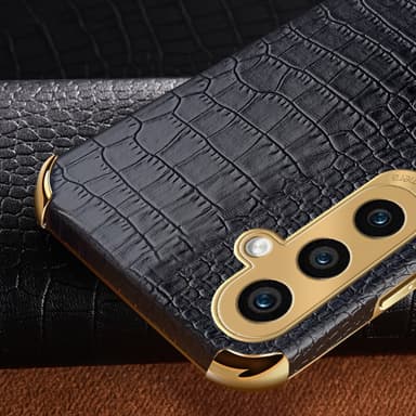SKALO Samsung S24 Crocodile Guldkant Cover - Hvid