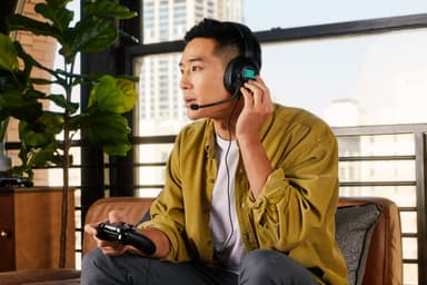 JBL Quantum 400 gaming headset