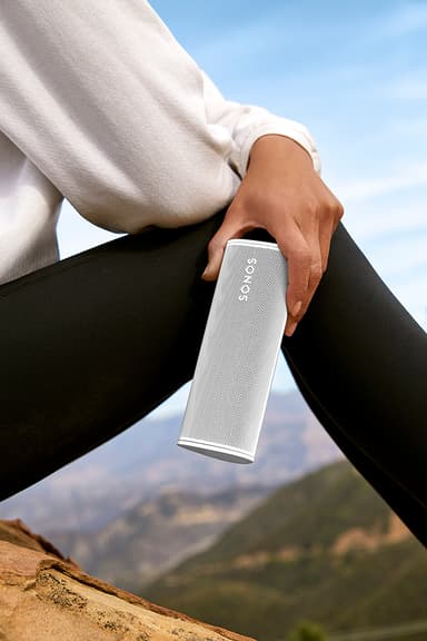 Sonos Roam bærbar trådløs højttaler (lunar white)