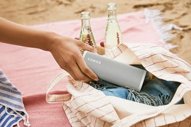 Sonos Roam bærbar trådløs højttaler (lunar white)