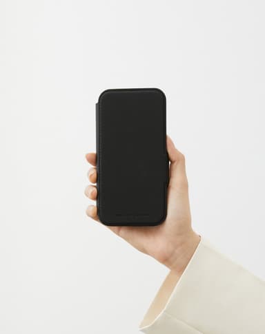 Folio MagSafe Wallet iPhone 15 Black