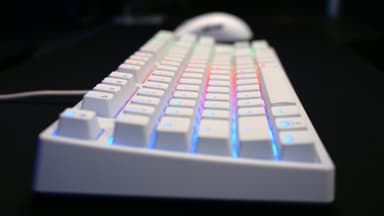 Cherry Xtrfy K4V2 gaming-tastatur