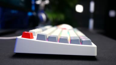 Cherry Xtrfy K4V2 gaming-tastatur