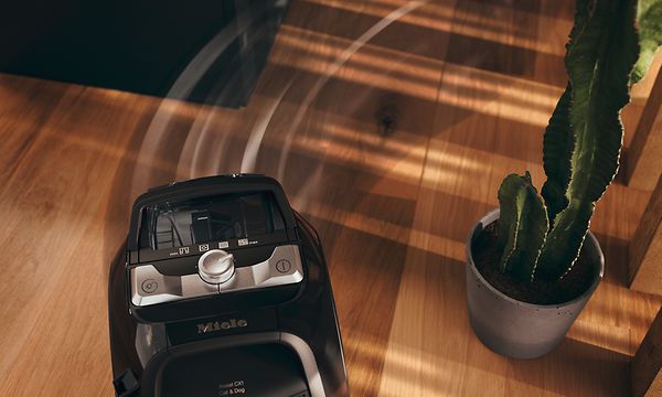 Miele poseløs støvsuger med TrackDrive